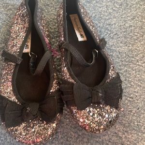 Girls silver sparkly dress shoes